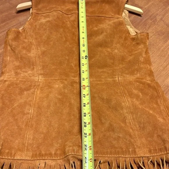 Vintage “The Tannery” Montgomery Ward Brown Suede Leather 70’s 60’s Fringe Vest - Picture 10 of 16